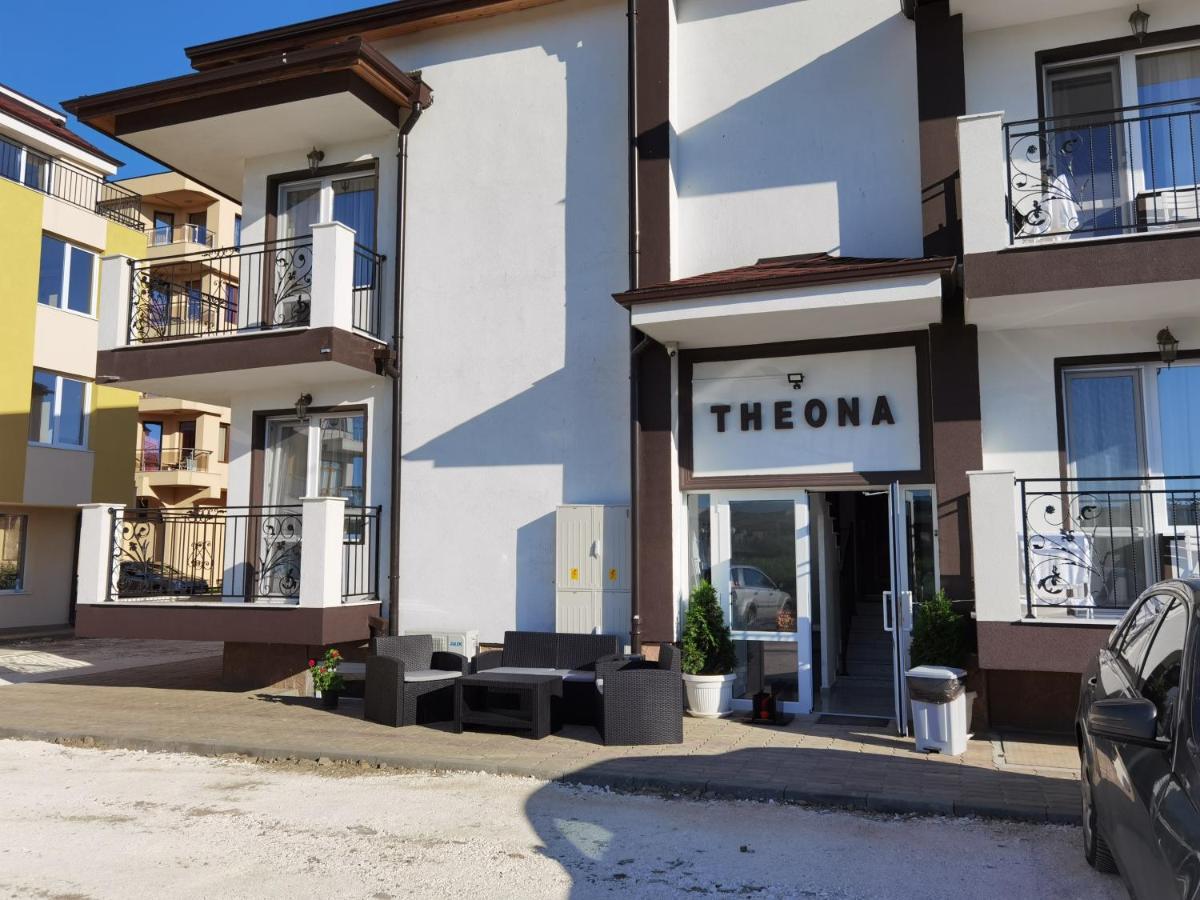 אובזור Guest House Theona מראה חיצוני תמונה
