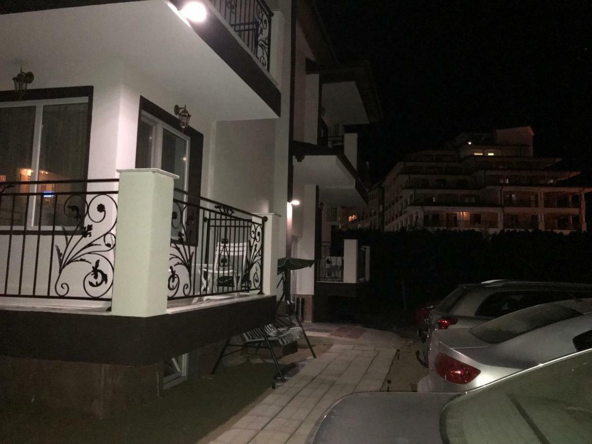 אובזור Guest House Theona מראה חיצוני תמונה
