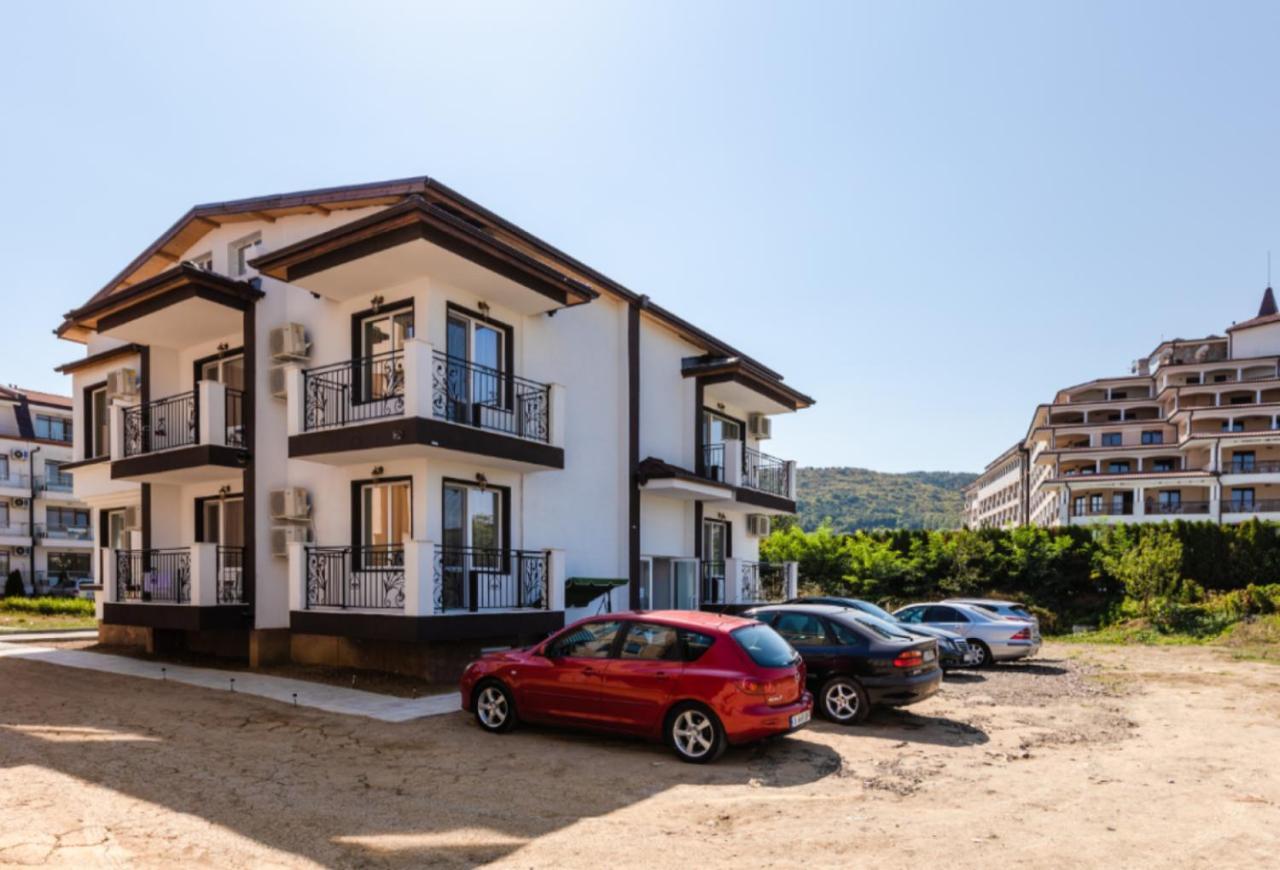 אובזור Guest House Theona מראה חיצוני תמונה