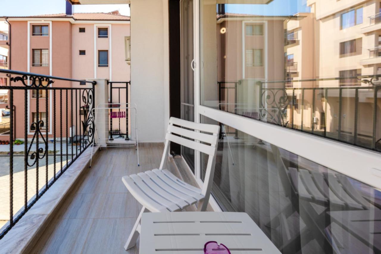 אובזור Guest House Theona מראה חיצוני תמונה