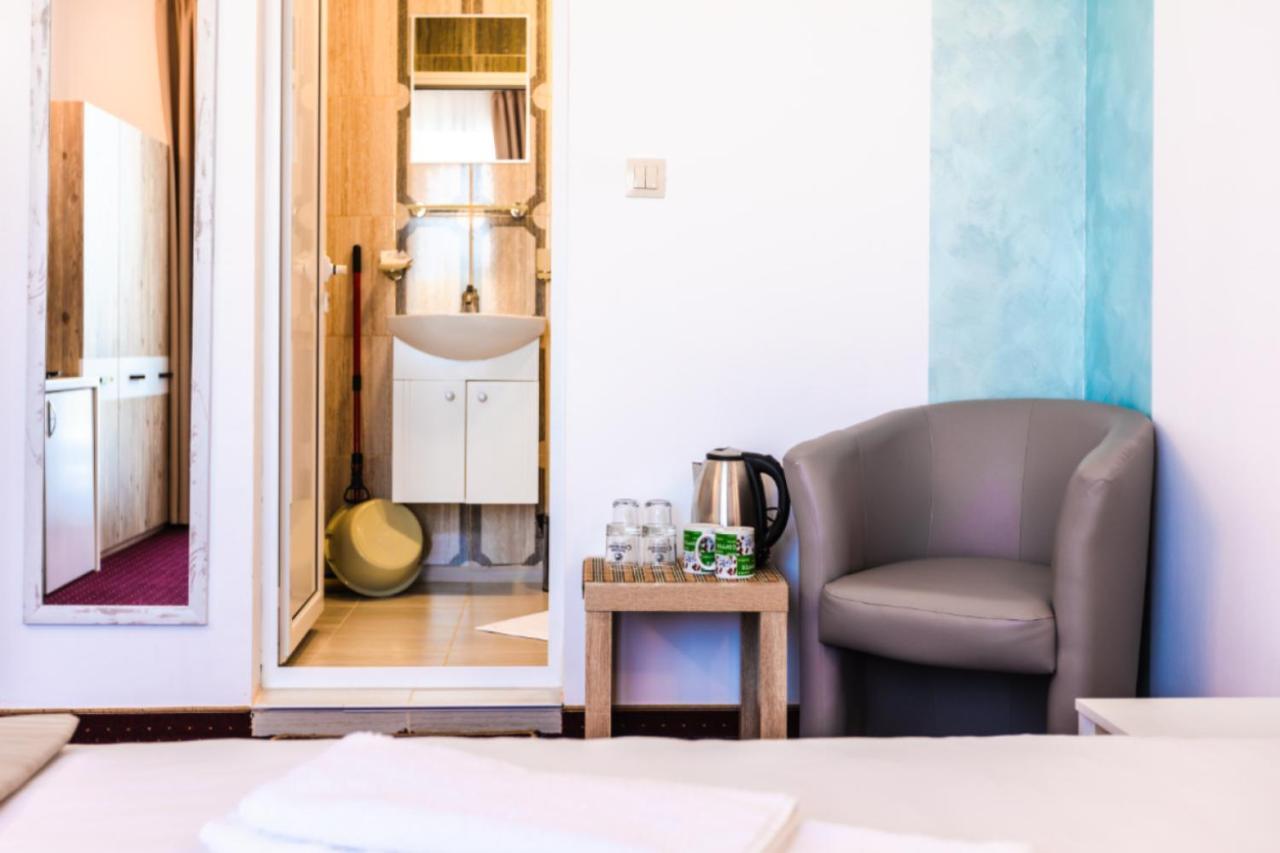 אובזור Guest House Theona מראה חיצוני תמונה