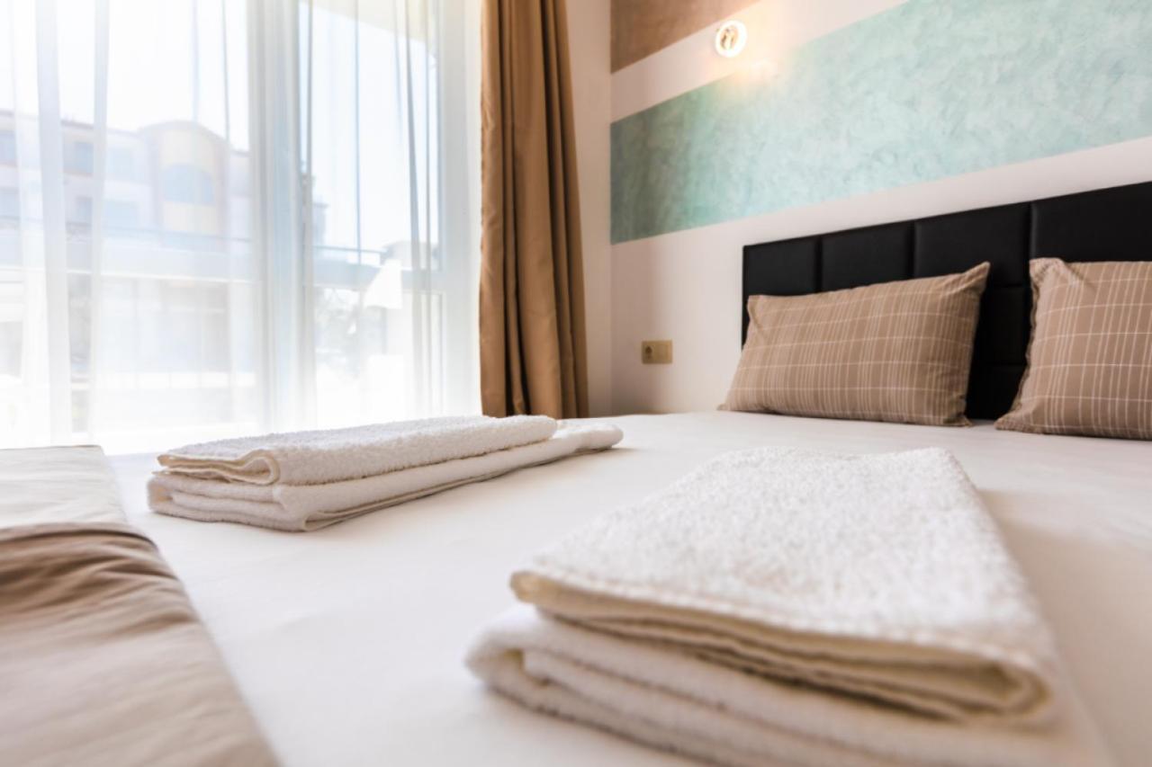 אובזור Guest House Theona מראה חיצוני תמונה