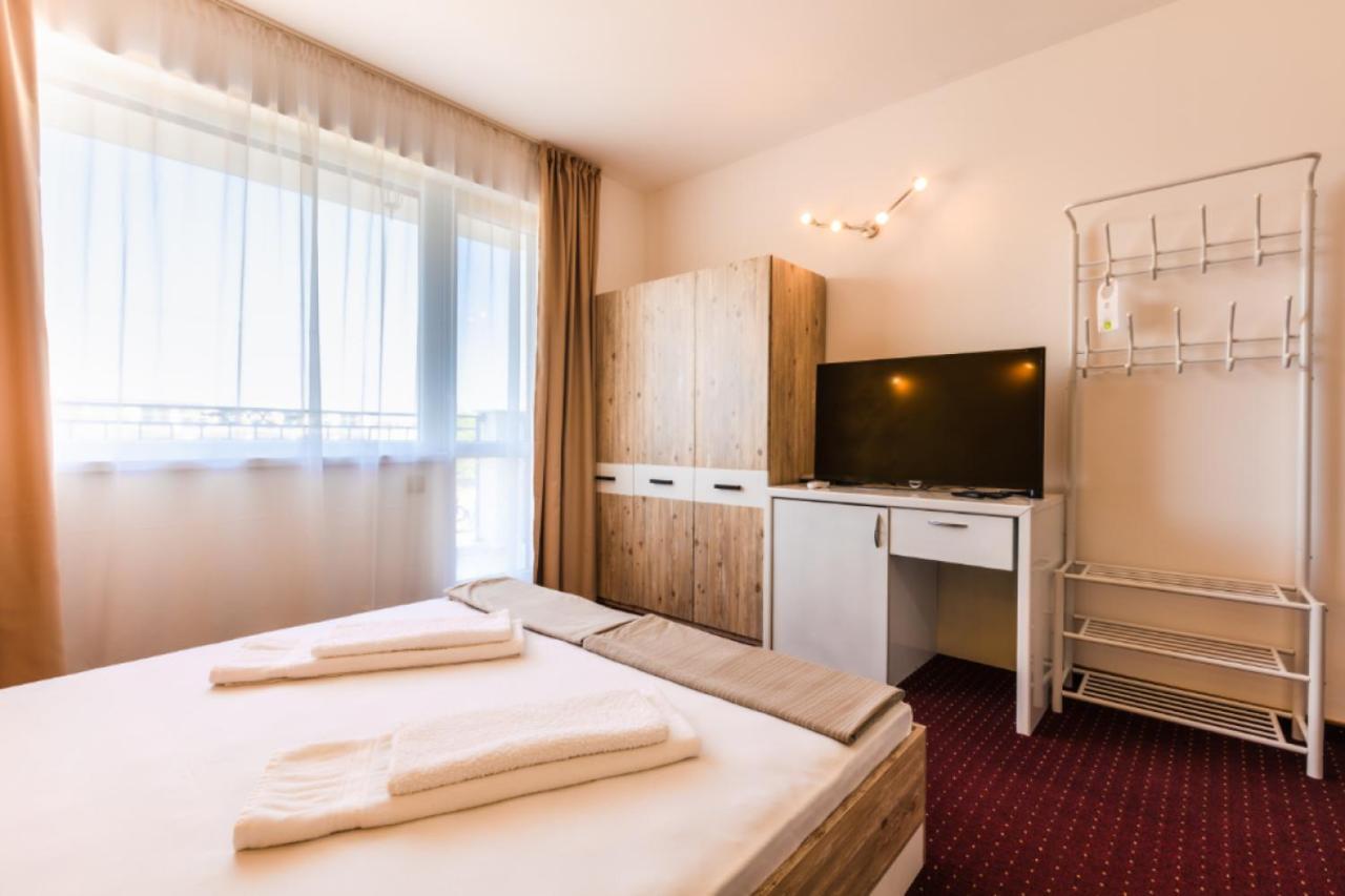 אובזור Guest House Theona מראה חיצוני תמונה
