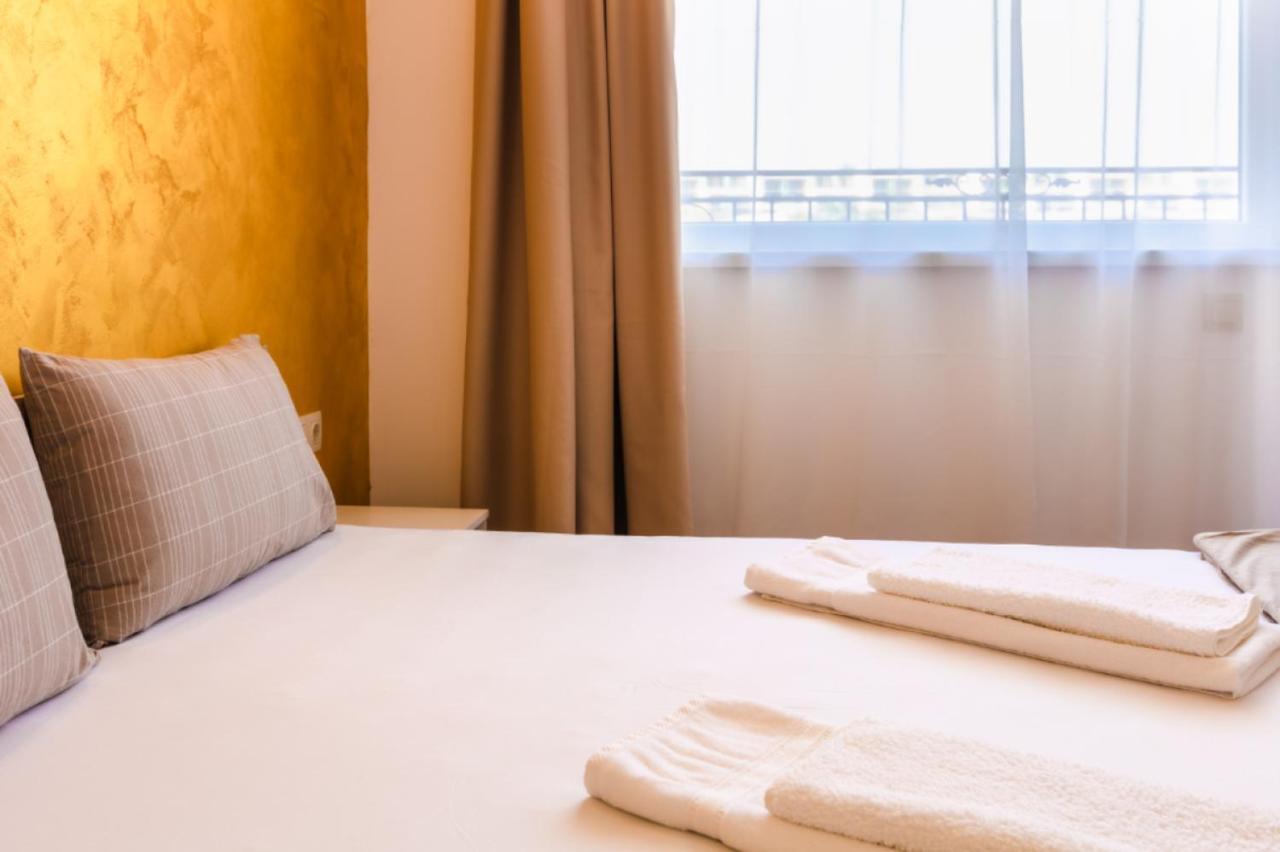 אובזור Guest House Theona מראה חיצוני תמונה
