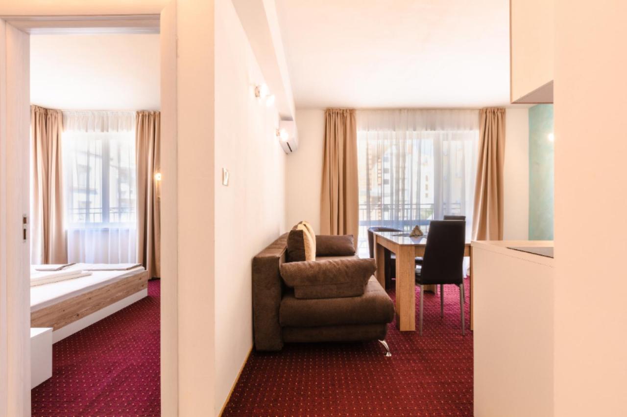 אובזור Guest House Theona מראה חיצוני תמונה