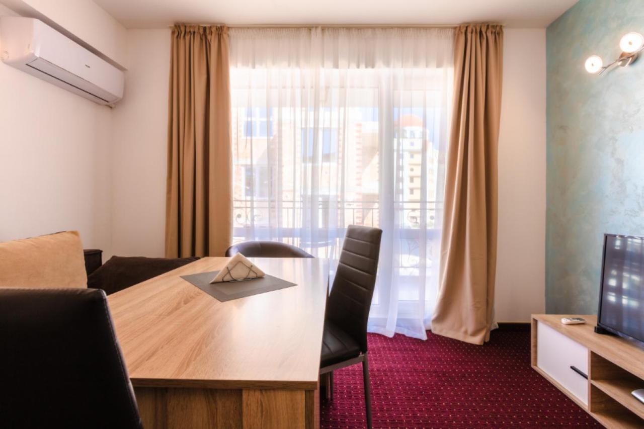 אובזור Guest House Theona מראה חיצוני תמונה