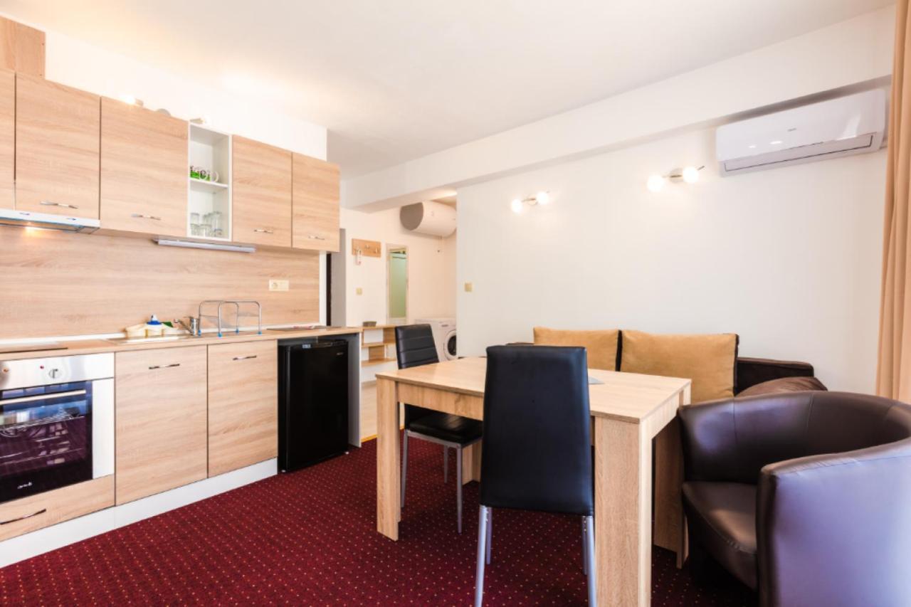 אובזור Guest House Theona מראה חיצוני תמונה