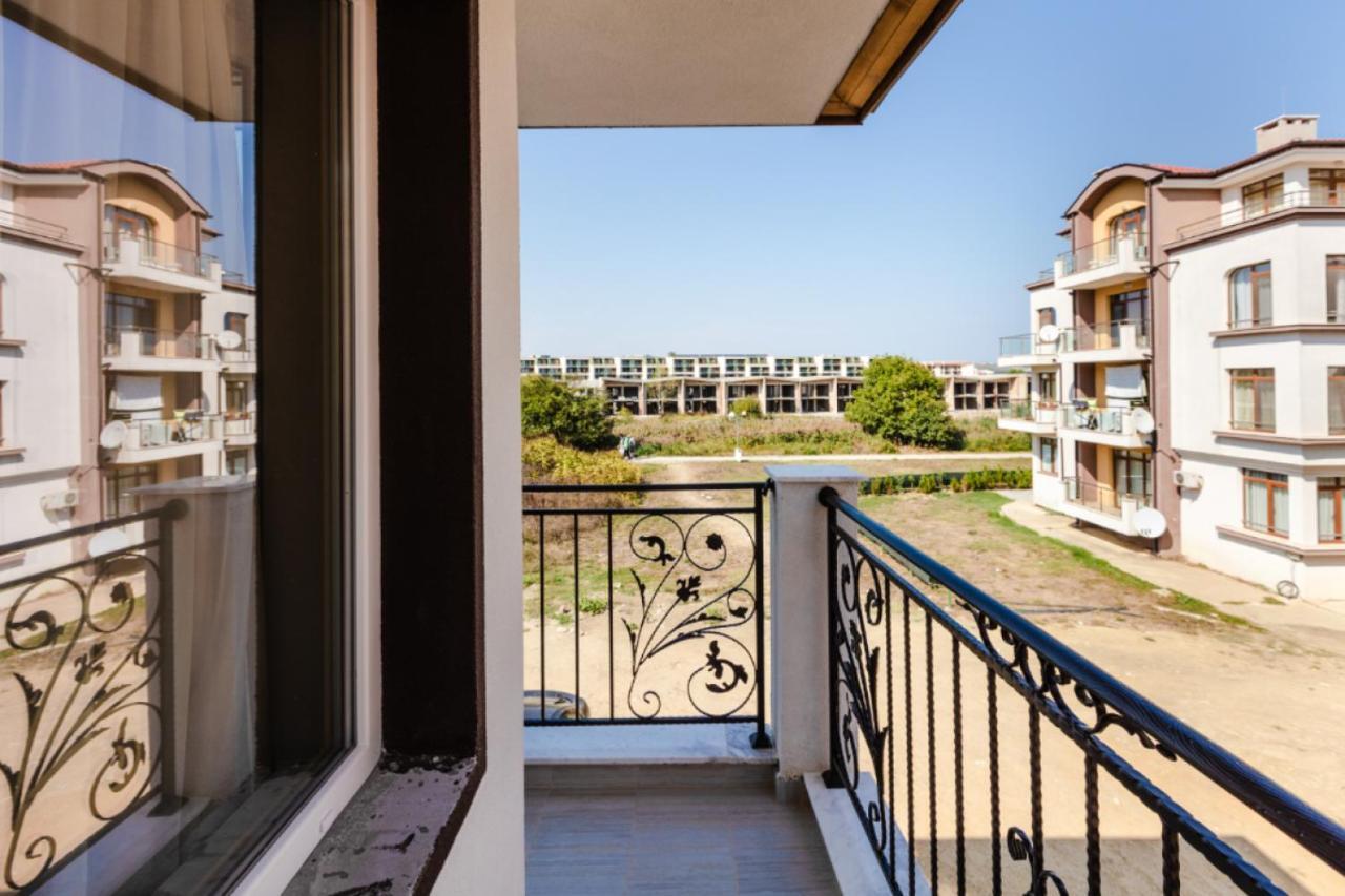 אובזור Guest House Theona מראה חיצוני תמונה
